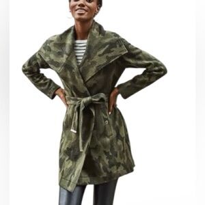WHITE HOUSE BLACK MARKET - WOOL blend Green Camouflage Sweater Pea Coat